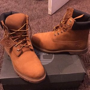 Men’s size 8 Timberlands